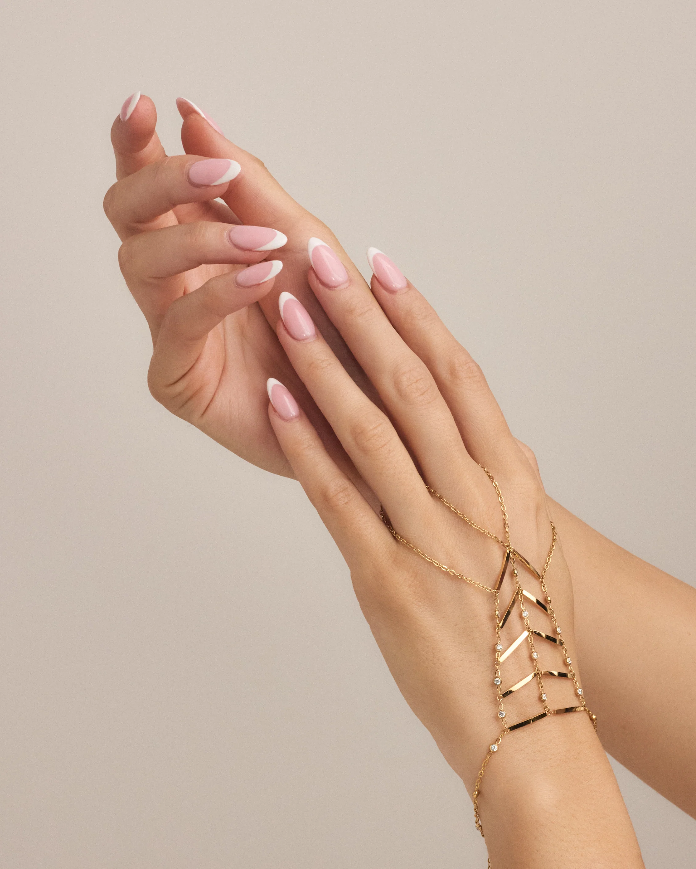 Alara Hand Chain - Image 4
