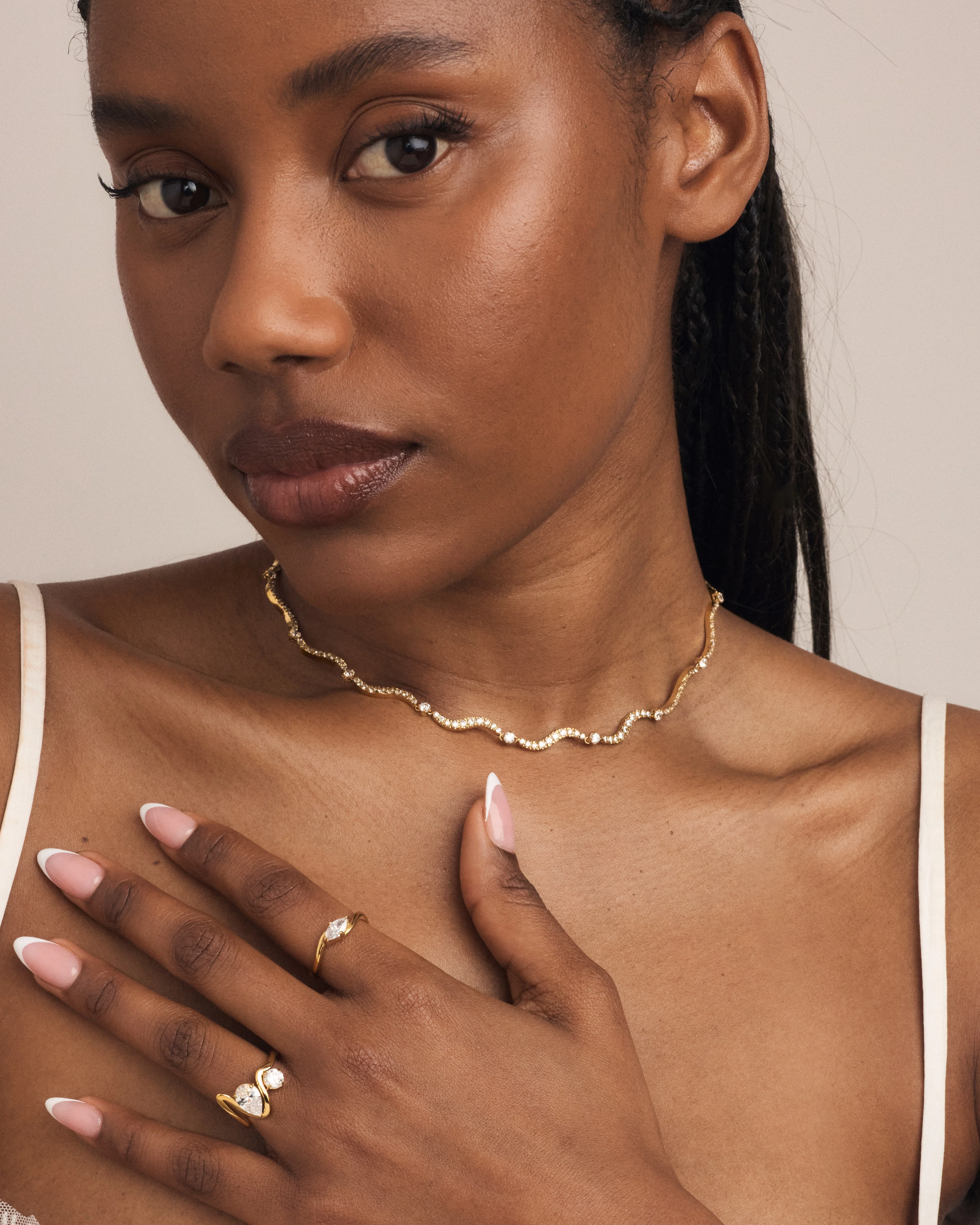 Lumi Wave Necklace - Image 2